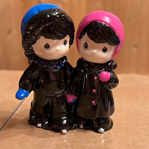 Gothic Cuties Repainted Precious Moments Skating Couple - Picture 1 of 5